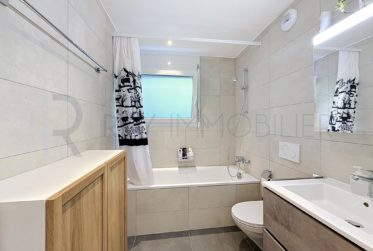 Joli appartement en rez avec terrasse et jardin