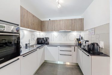 Joli appartement en rez avec terrasse et jardin