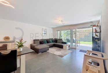Joli appartement en rez avec terrasse et jardin