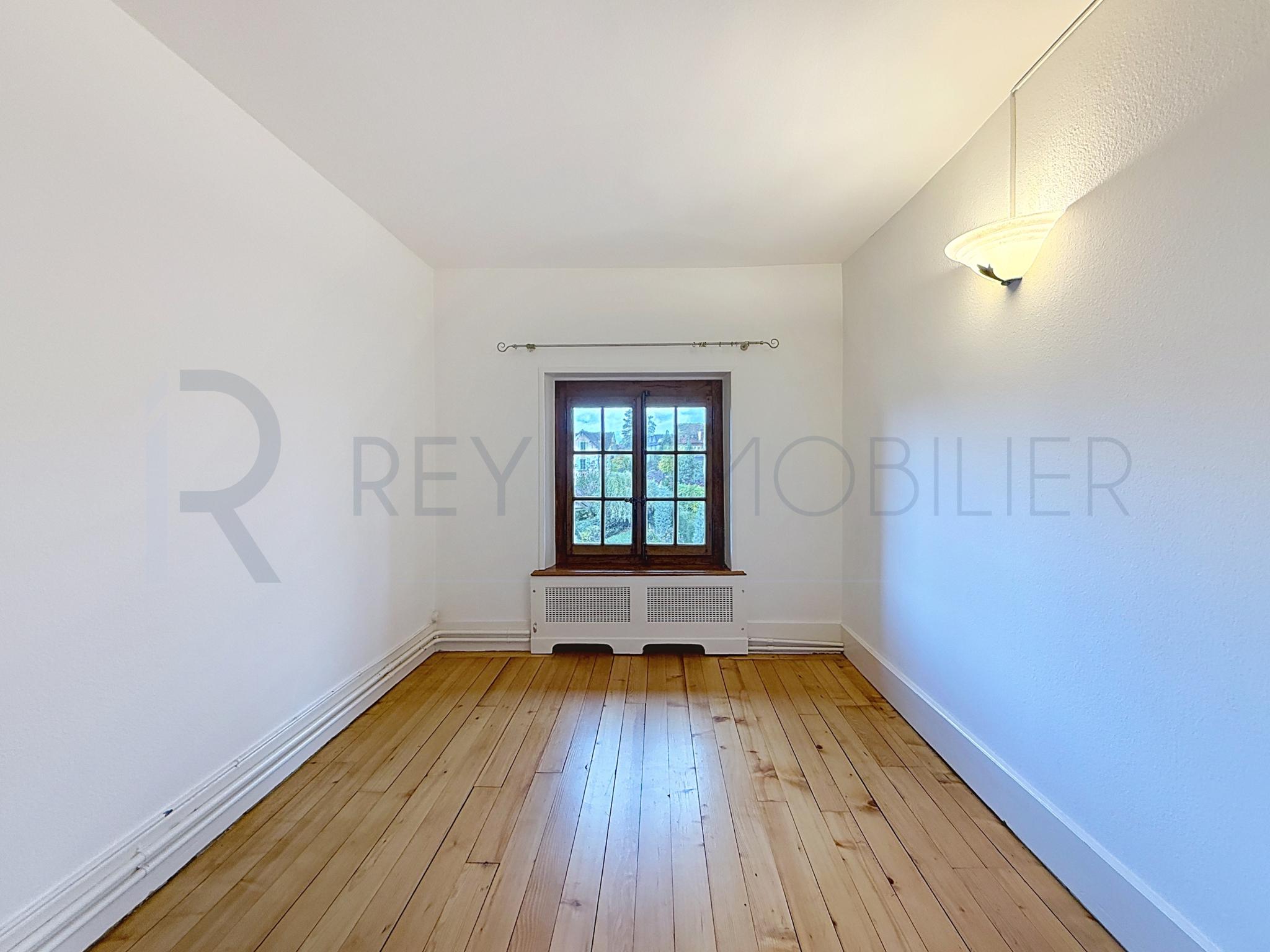 4.5 Rooms Wohnung