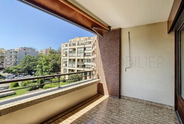 4 Rooms Flat, Condominium flat