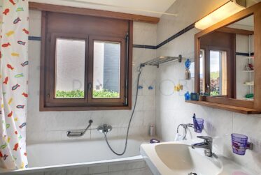 Agréable villa mitoyenne