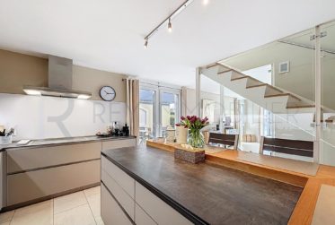 6.5 Rooms House, Semi-detached house