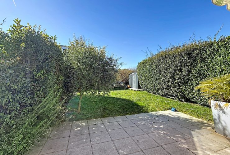 6.5 Rooms Haus, Doppeleinfamilienhaus