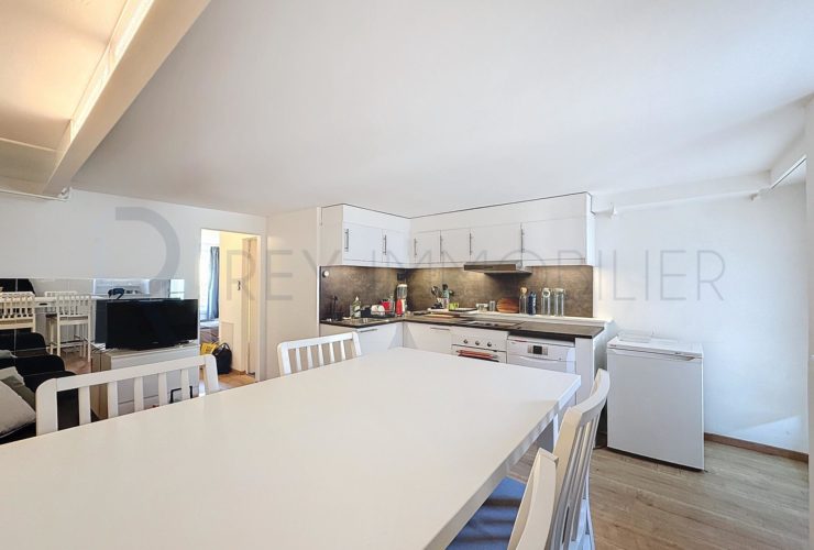 2 Rooms Wohnung