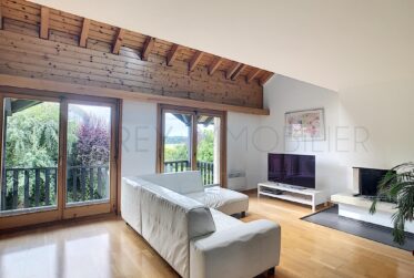 Agréable villa mitoyenne