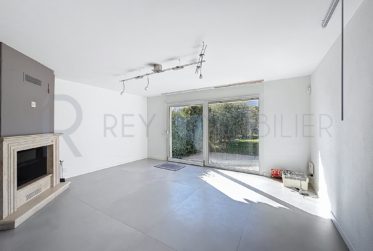 Charmante Villa mitoyenne en secteur résidentiel